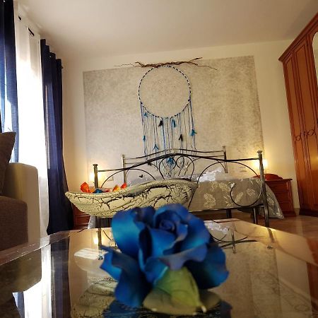 Bed and Breakfast L' Acchiappasogni Сант-Антиоко Экстерьер фото
